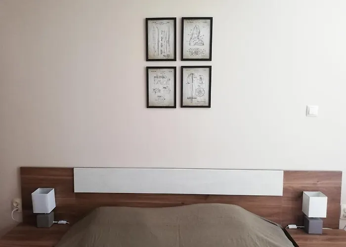 Dobi's Elit47 At Elit Apartment *